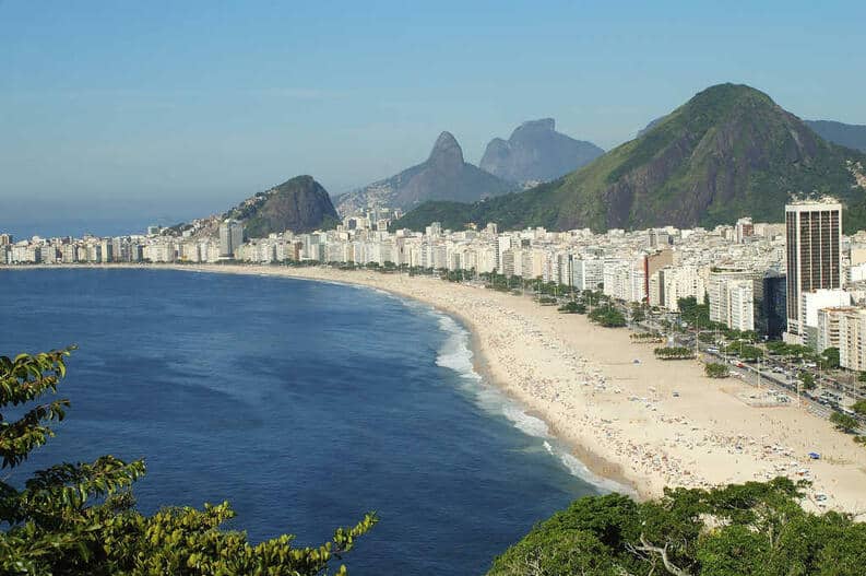 El alcalde de Río de Janeiro confirma que sus playas seguirán cerradas al turismo hasta que exista una vacuna para el COVID-19