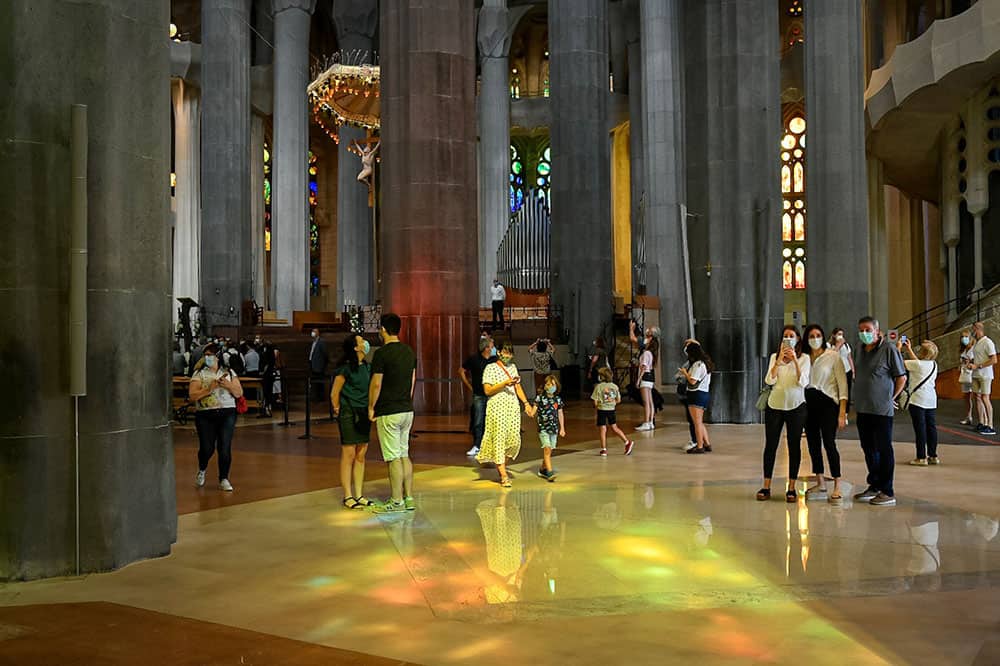 La Sagrada Familia reabrió sus puertas luego de 114 días con acceso solo a profesionales de la salud 1