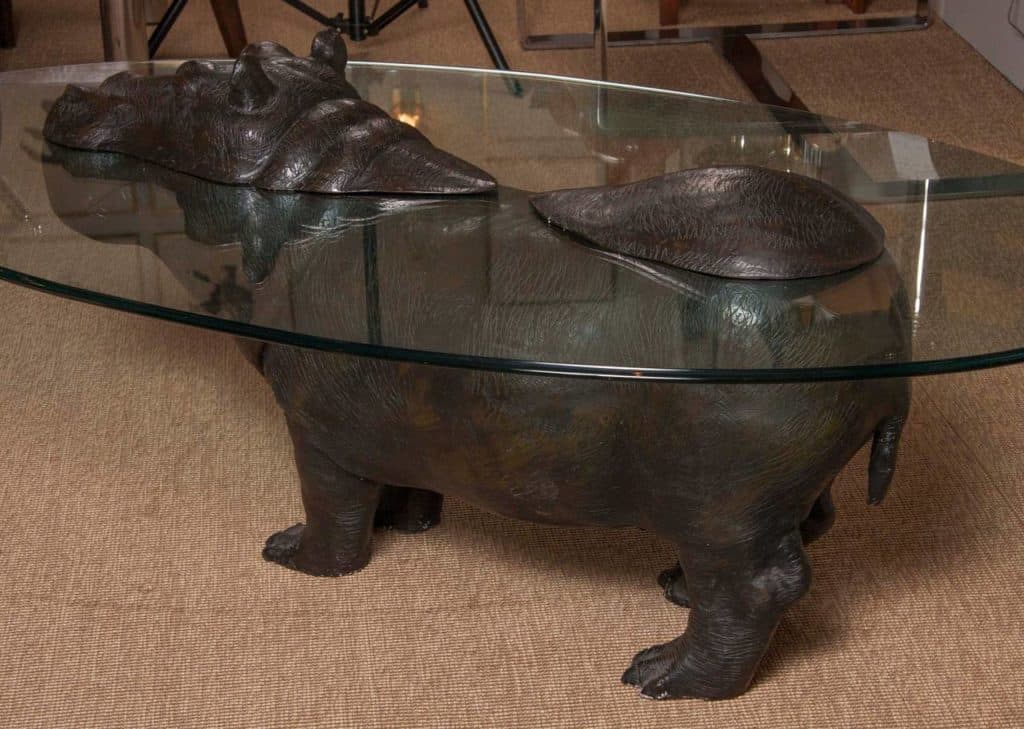 image diseño de mesa animales incredible glass hippo table makes it look like hes just peaking his head out of the water 6003