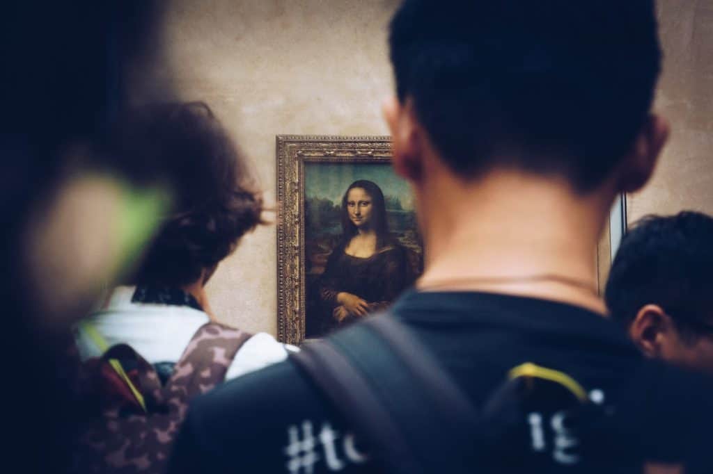 Pasar un rato a solas con la Mona Lisa será posible gracias a esta lujosa subasta impulsada por el Museo del Louvre