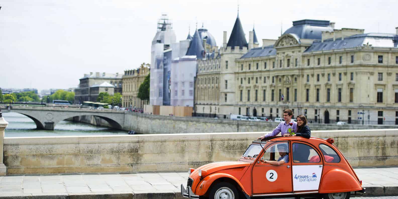 paris 2CV tour