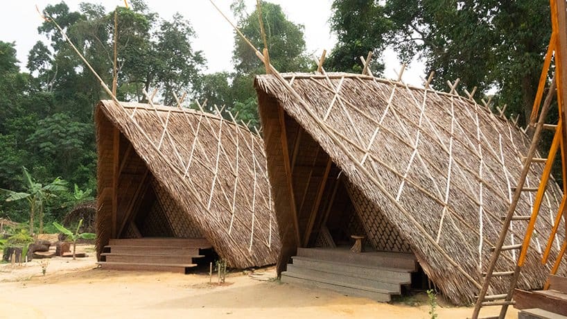 image aldea Una ONG esta construyendo en Camerun una aldea con viviendas a base de materiales locales y naturales 3