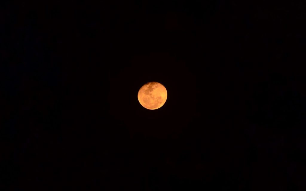 contaminacion La inusual Luna Roja que se observó en Argentina y el motivo de su aparición sin un eclipse Luna Roja