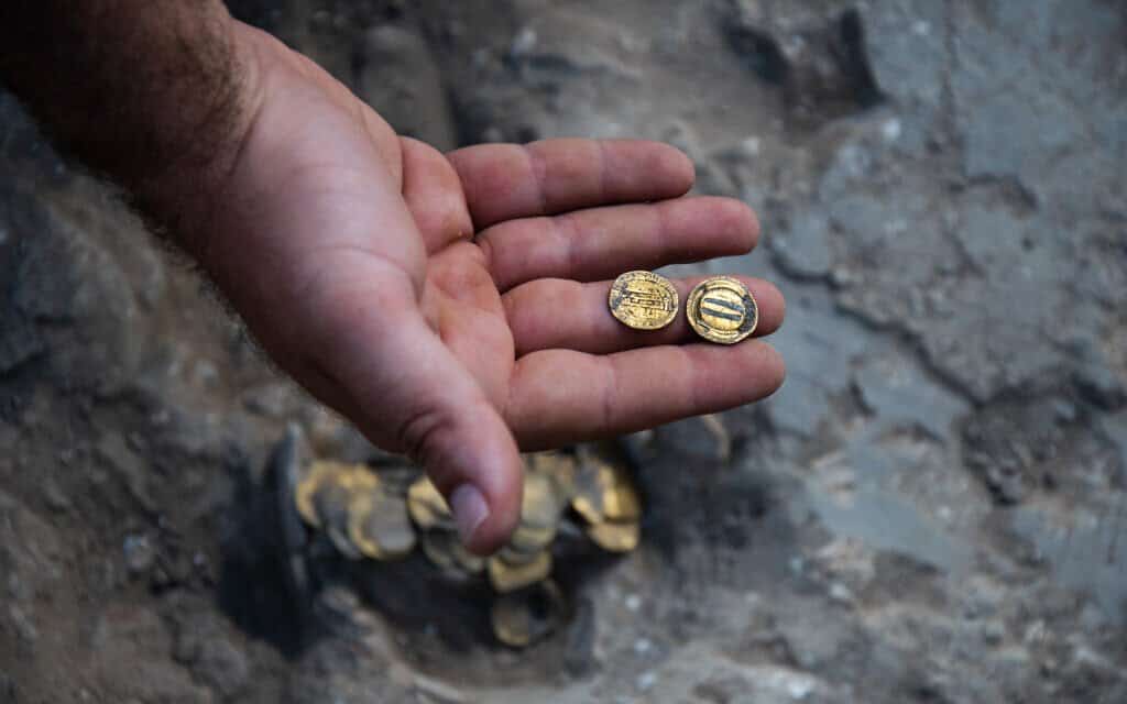 Monedas de oro en buen estado