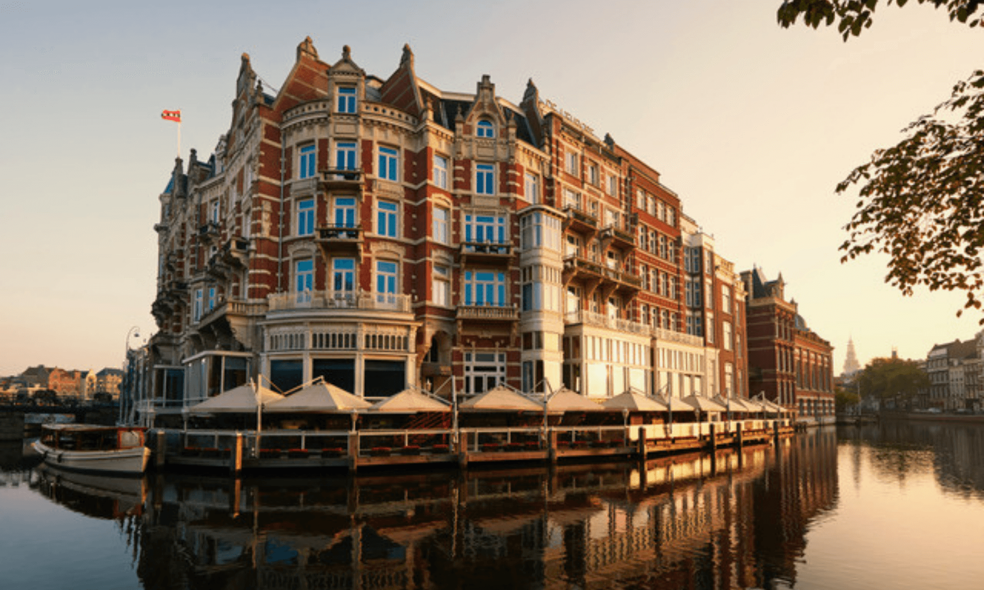 Así es el Hotel de Lujo más Antiguo de Ámsterdam