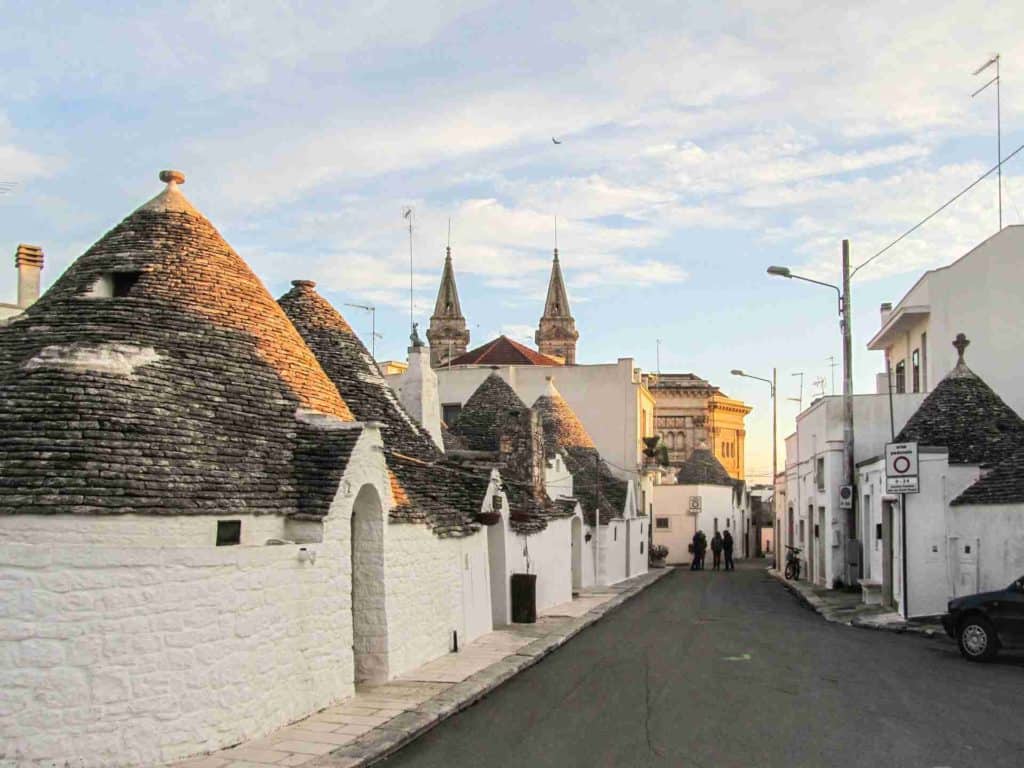 image alberobello alberobello italia