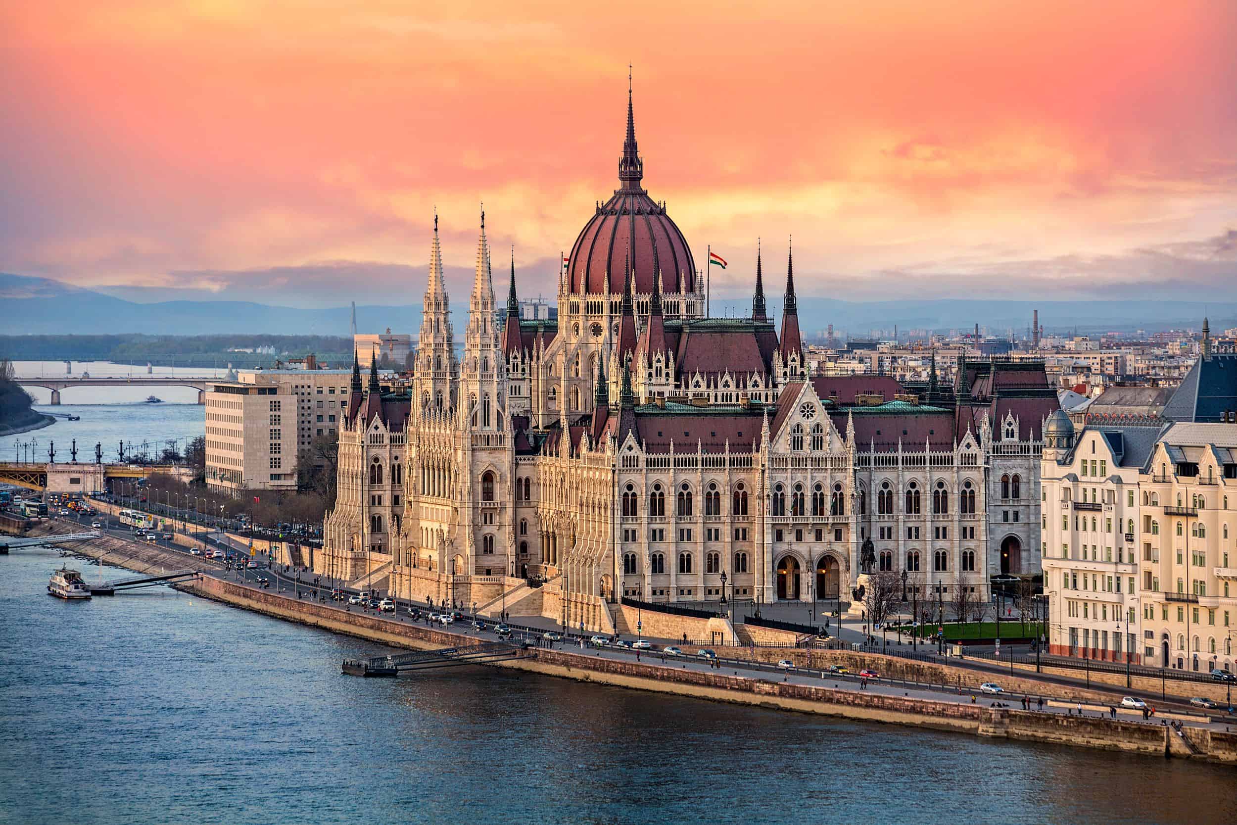 Tren de Viena y Praga a Budapest