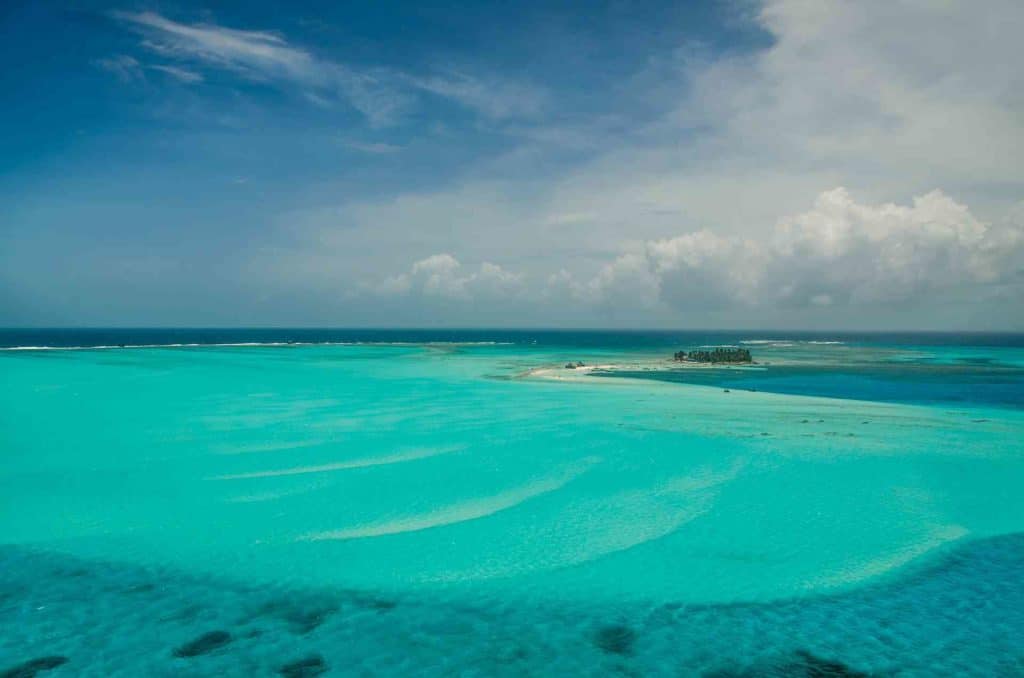 Jhonny Cay, un pequeño paraíso en el caribe colombiano de San Andrés