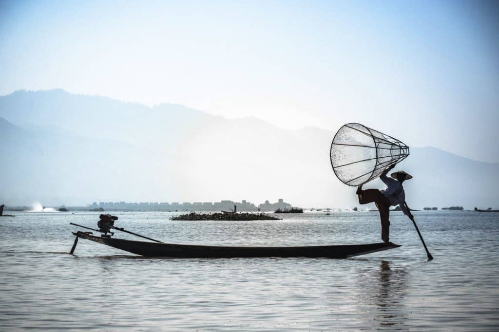 myanmar pescador 