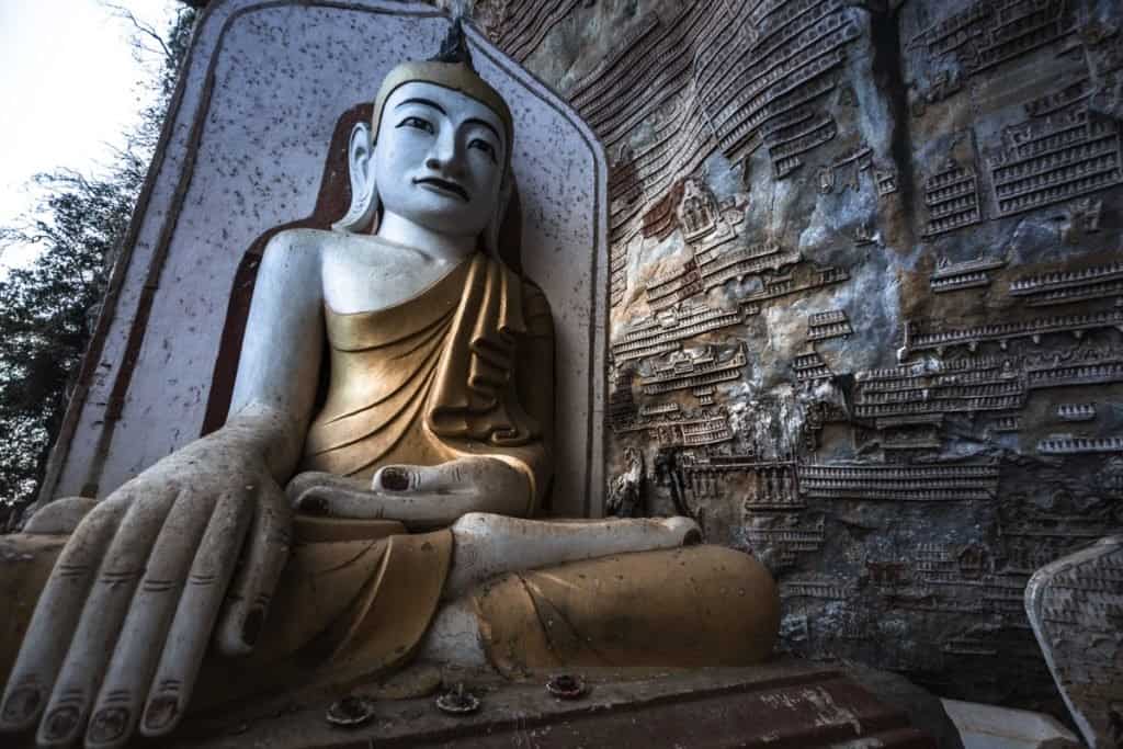 myanmar statue monk