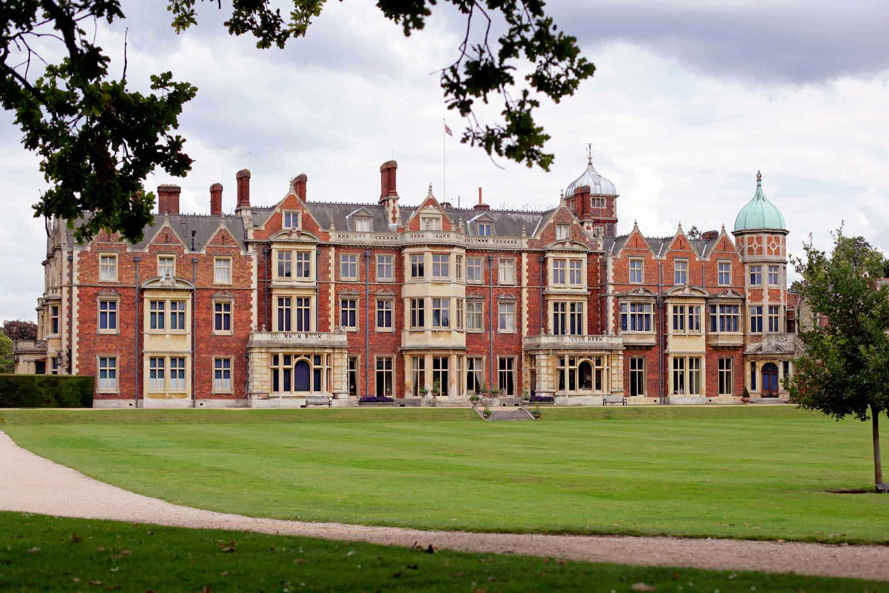 Durante un fin de semana de Septiembre se habilitará un autocine en Sandringham, el hogar de la reina Isabel II