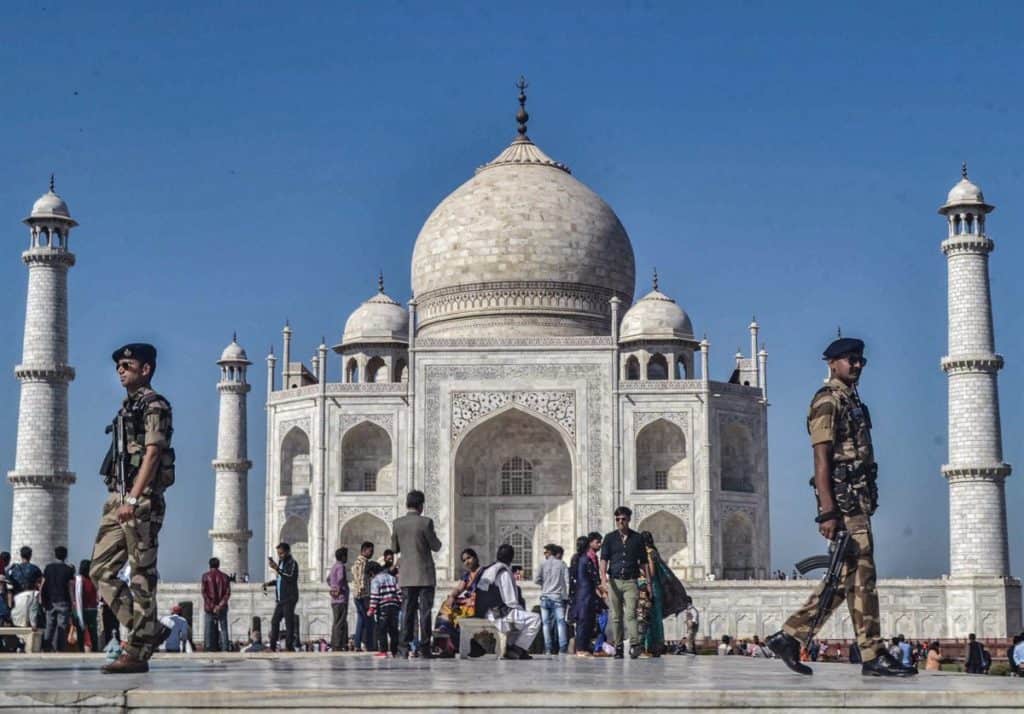 Abre el Taj Mahal a pesar de 87.000 casos positivos de COVID-19 registrados en las últimas 24 horas en la India