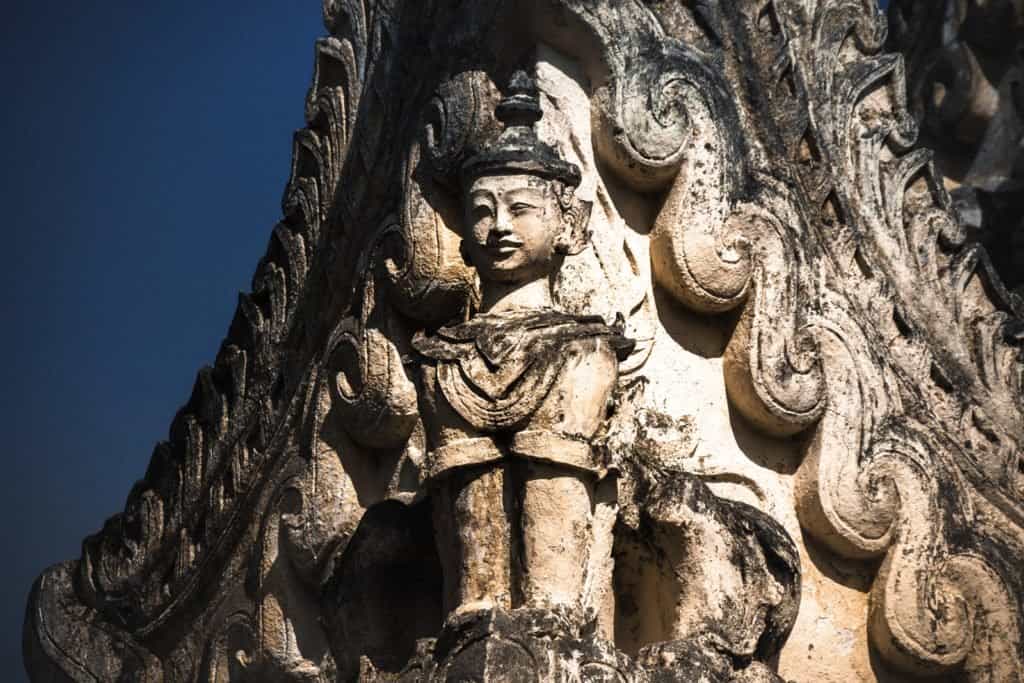 templo estatua myanmar