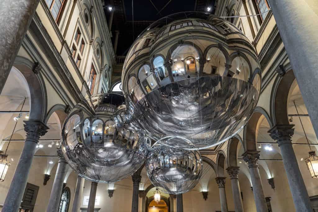 image Palazzo Strozzi de Florencia tomas saraceno palazzo strozzi Ph Ela Bialkowska OKNO Studio 4