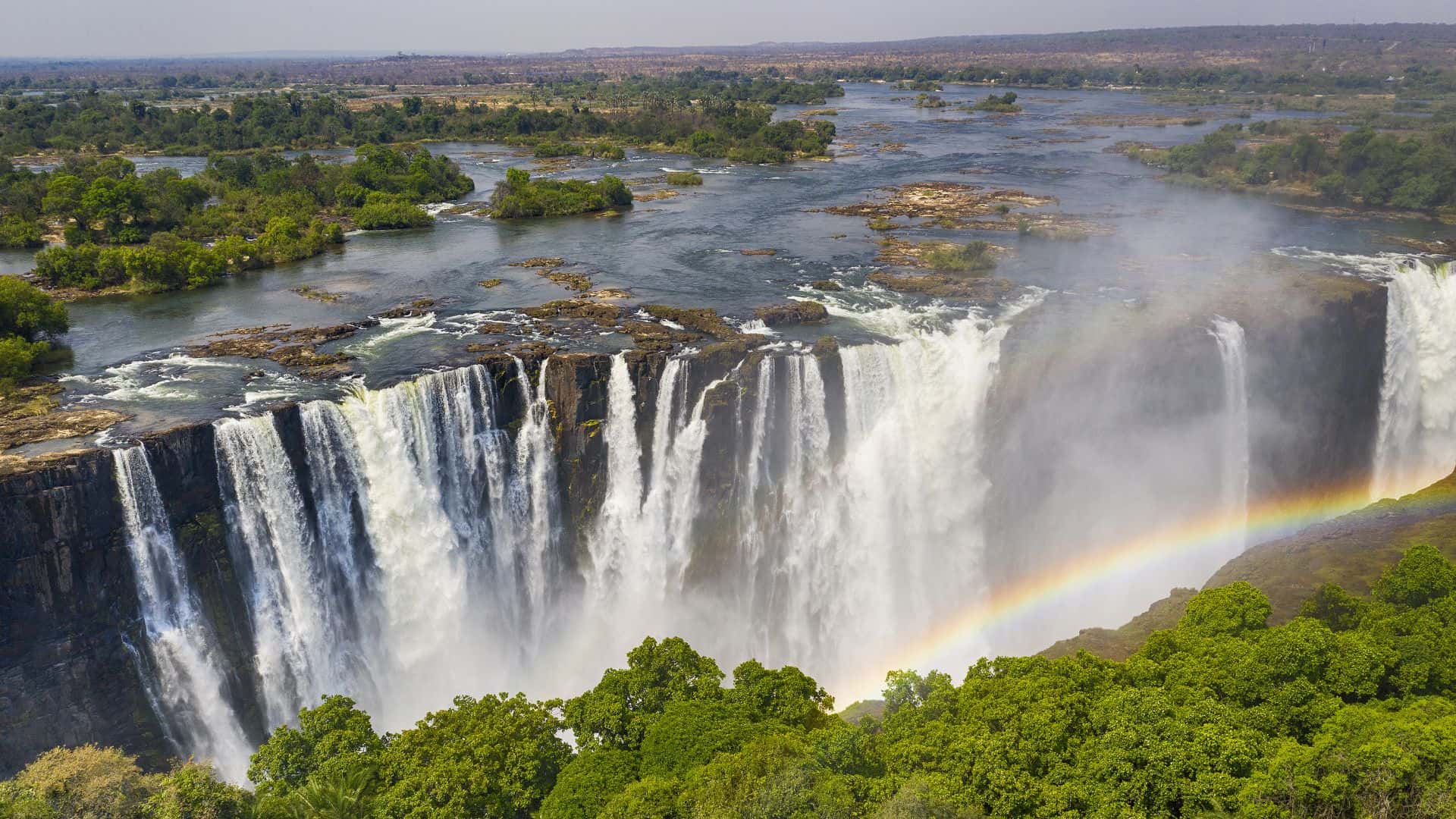 Zimbabue planea recibir a turistas internacionales a partir de Octubre