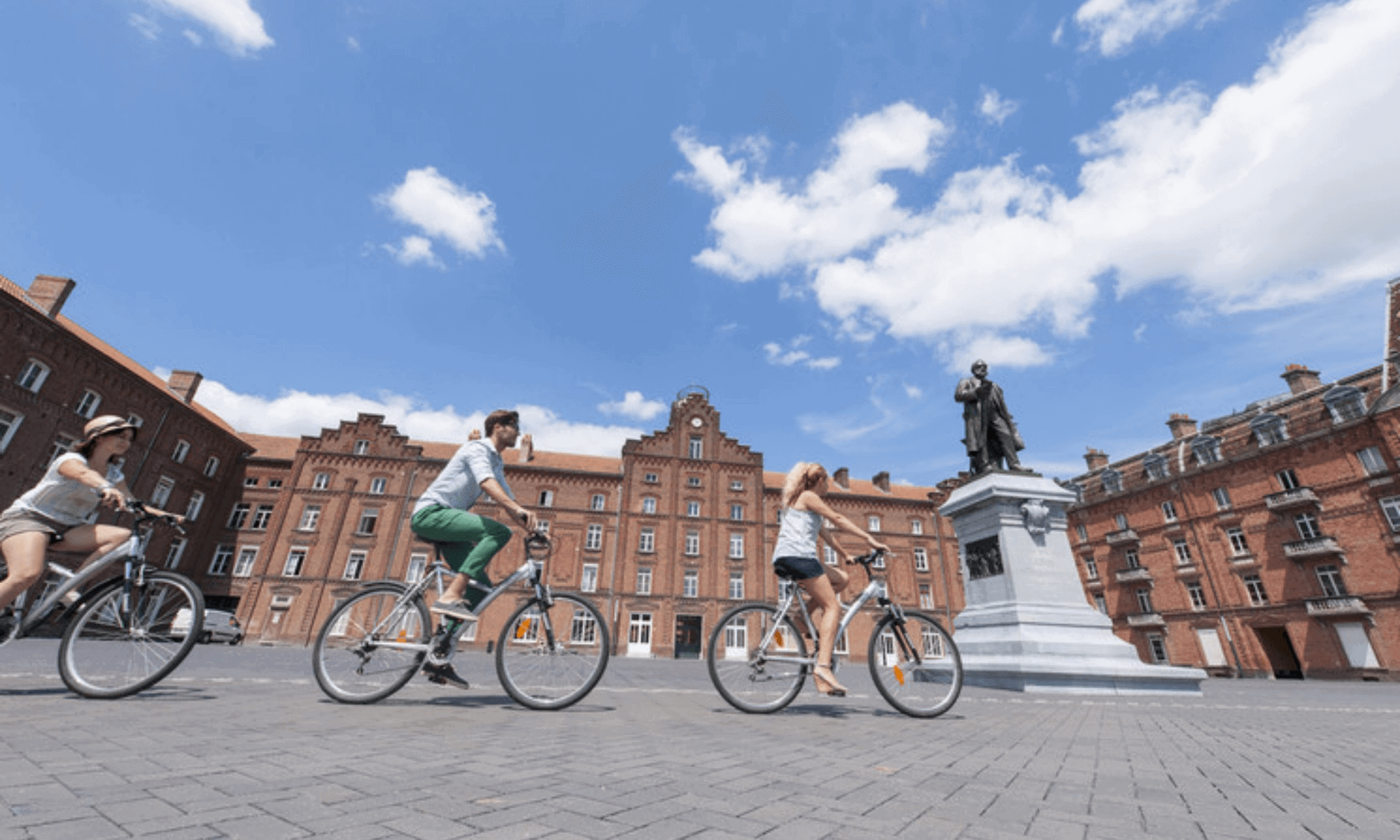 3.086 kilómetros para recorrer 7 países esta ruta ciclista europea une Trondheim en Noruega con Santiago de Compostela en España