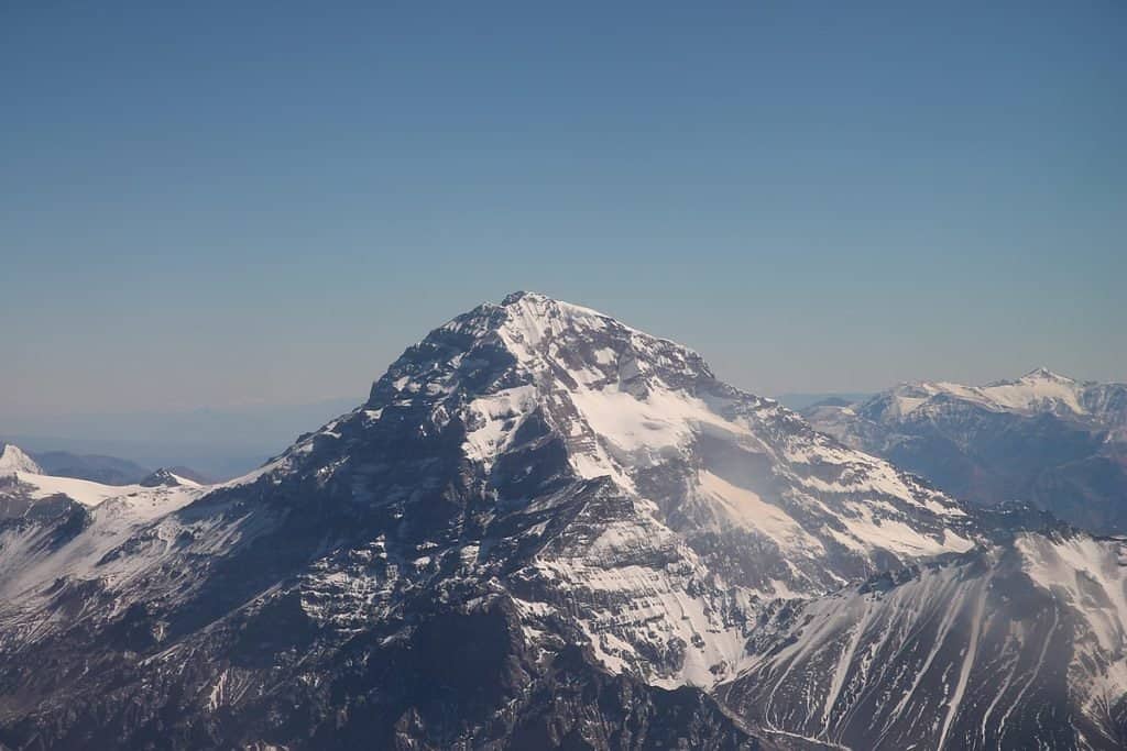 Mendoza: Cancelaron la temporada de ascensos al Aconcagua