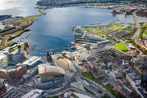 Cardiff Bay
Cardiff
Aerial
South
Towns & Villages