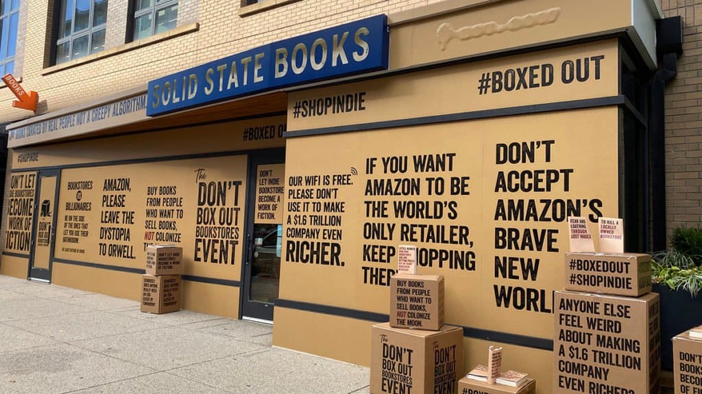 image Librerías independientes de Estados Unidos Librerias independientes de Estados Unidos disenan sus escaparates como si fueran cajas de Amazon para atraer a los lectores a volver a ellas 2