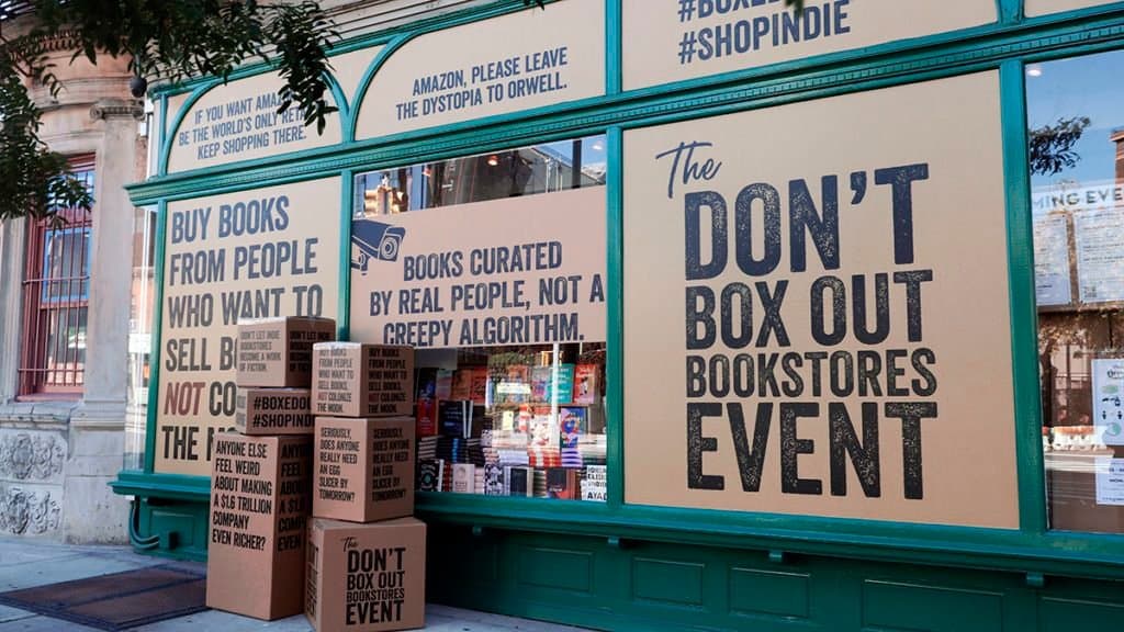 image Librerías independientes de Estados Unidos Librerias independientes de Estados Unidos disenan sus escaparates como si fueran cajas de Amazon para atraer a los lectores a volver a ellas 5