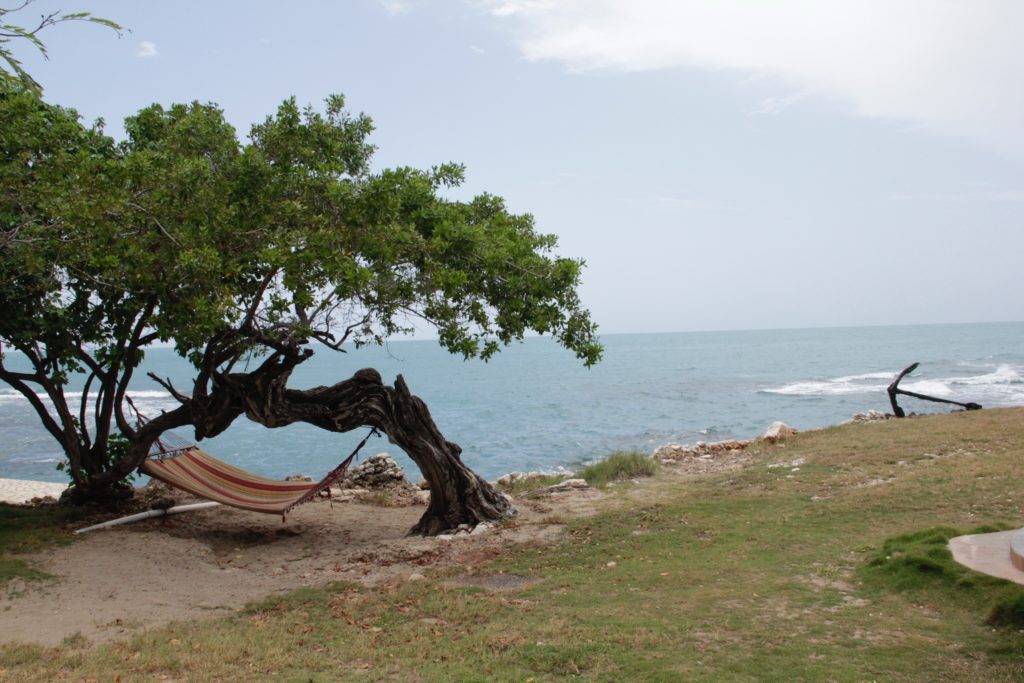 Jamaica lanzó "Jamaica Cares", un programa que establece un servicio de emergencias para turistas