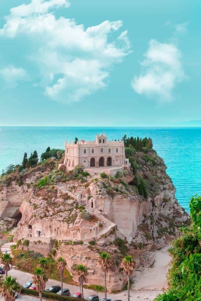 image Tropea eugenio camporato 6SCONXddv98 unsplash 1