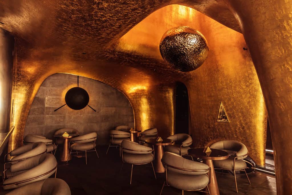 Los Restaurant & Bar Design Awards 2020 premian al mejor bar del mundo y aquí es donde puedes encontrarlo