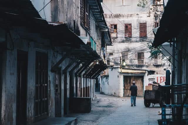 image Stone town javi lorbada AnXQYPDllA0 unsplash 1