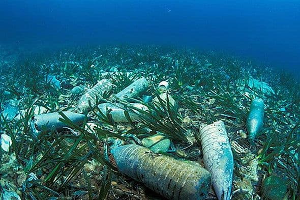 Nuevo estudio estima que hay más de 14 millones de toneladas de microplásticos en el fondo de los océanos