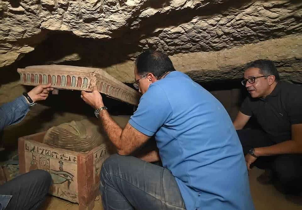 Hallaron alrededor de 80 nuevos sarcófagos en Saqqara, Egipto