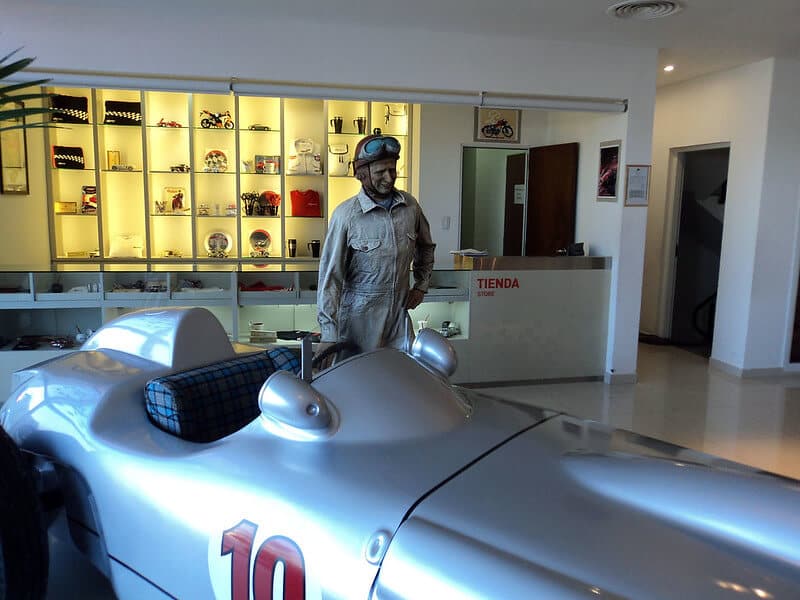 image Fangio en Balcarce 12935855243 f5534a1b11 c 1