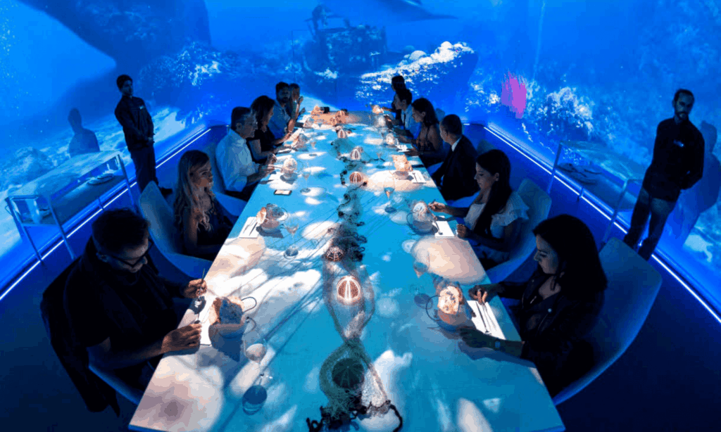 image Pai Como es la experiencia en Sublimotion el restaurante mas caro del mundo que puedes conocer de visita por Ibiza 0