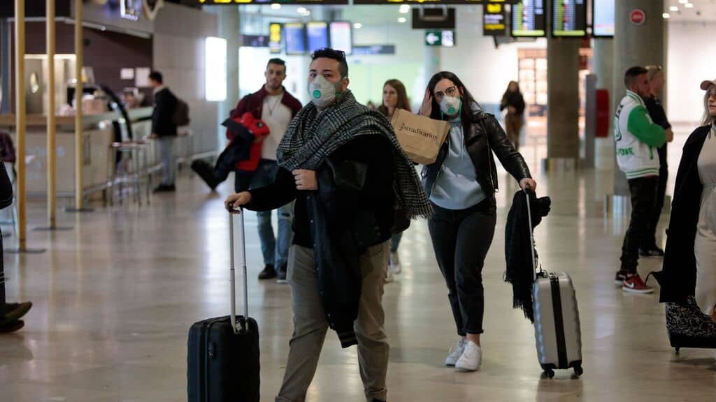 Nueva York El aeropuerto LaGuardia ofrece pruebas de COVID-19 gratuitas y en las próximas semanas podrían implementarlo en el aeropuerto JFK