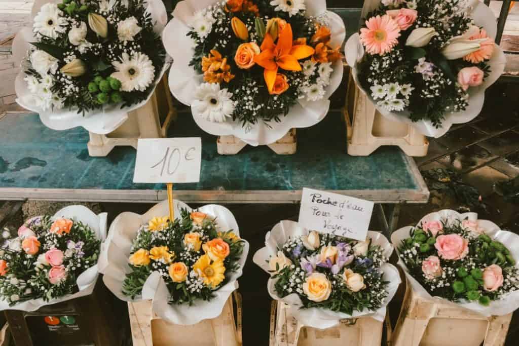 image mercados de flores kylie paz DmFfFCpr50U unsplash 1