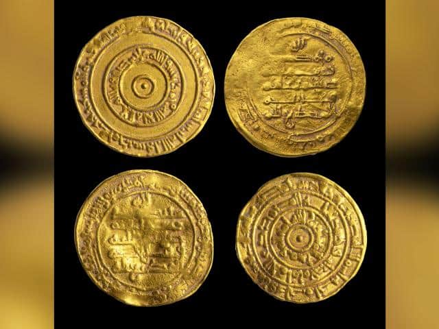 monedas Israel: encontraron cuatro monedas de oro de hace más de 1000 años en un jarrón enterrado Israel: encontraron cuatro monedas de oro de hace más de 1000 años en un jarrón enterrado