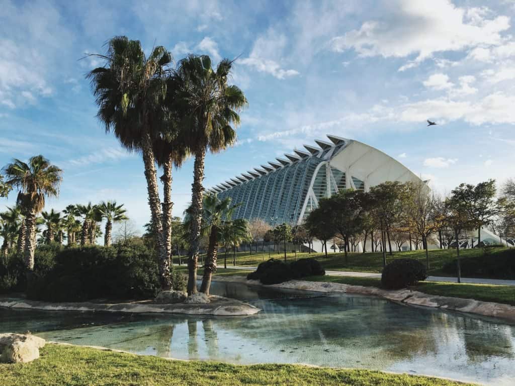 Valencia es la primera ciudad española en medir la huella de carbono de sus turistas