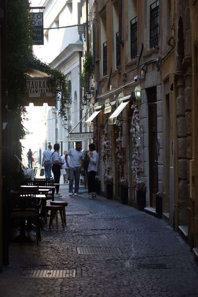 image Verona en un día pedro mealha FjFcX4LWK9c unsplash 1