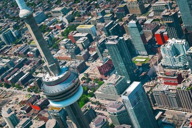 image Toronto en 2 días tim gouw sfUxCShoKbE unsplash 1