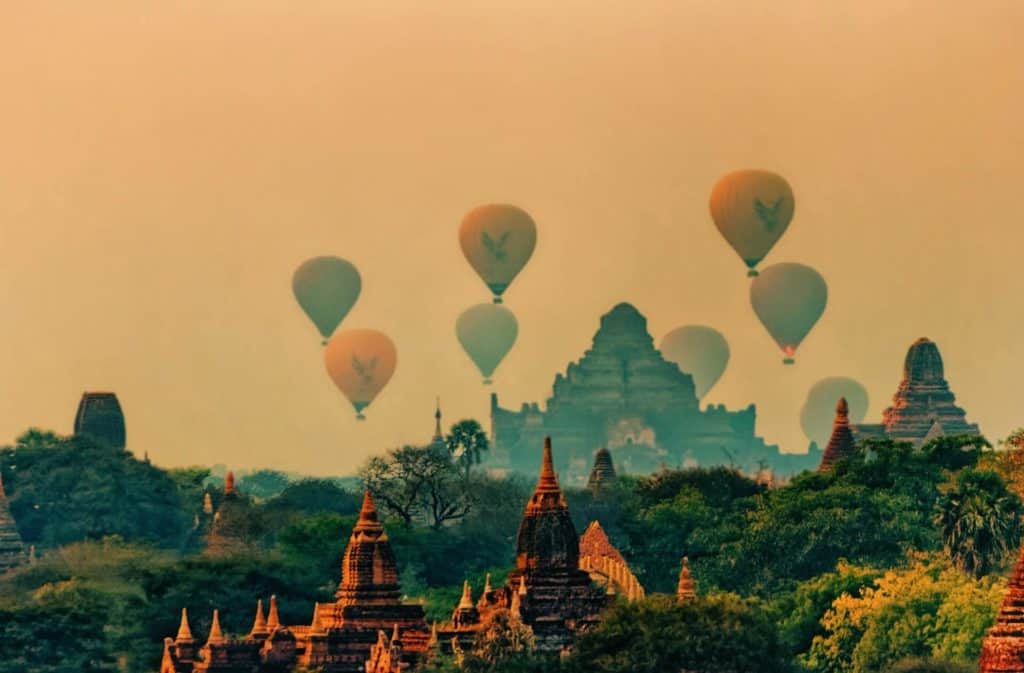 image volar en globo aerostático yves alarie daKDM4PwL4o unsplash 1