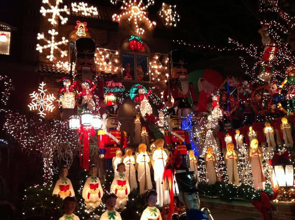 image Dyker Heights 23190676094 042dfd8519 k 1