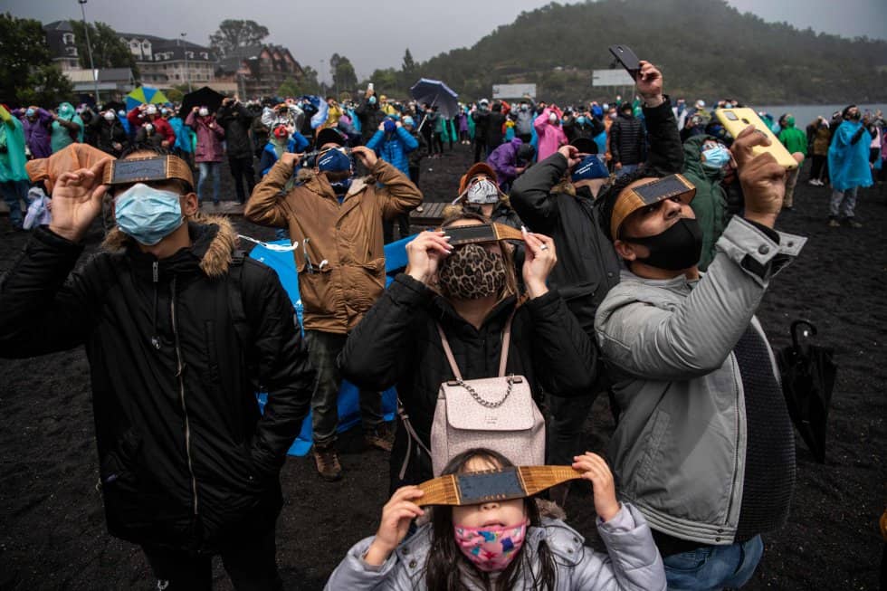 Así se vivió el esperado eclipse solar total desde la Patagonia argentina