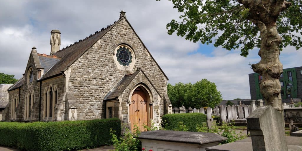 Londres: Por primera vez en la historia, el cementerio judío de Willesden abre al turismo y se convierte en un nuevo lugar para explorar