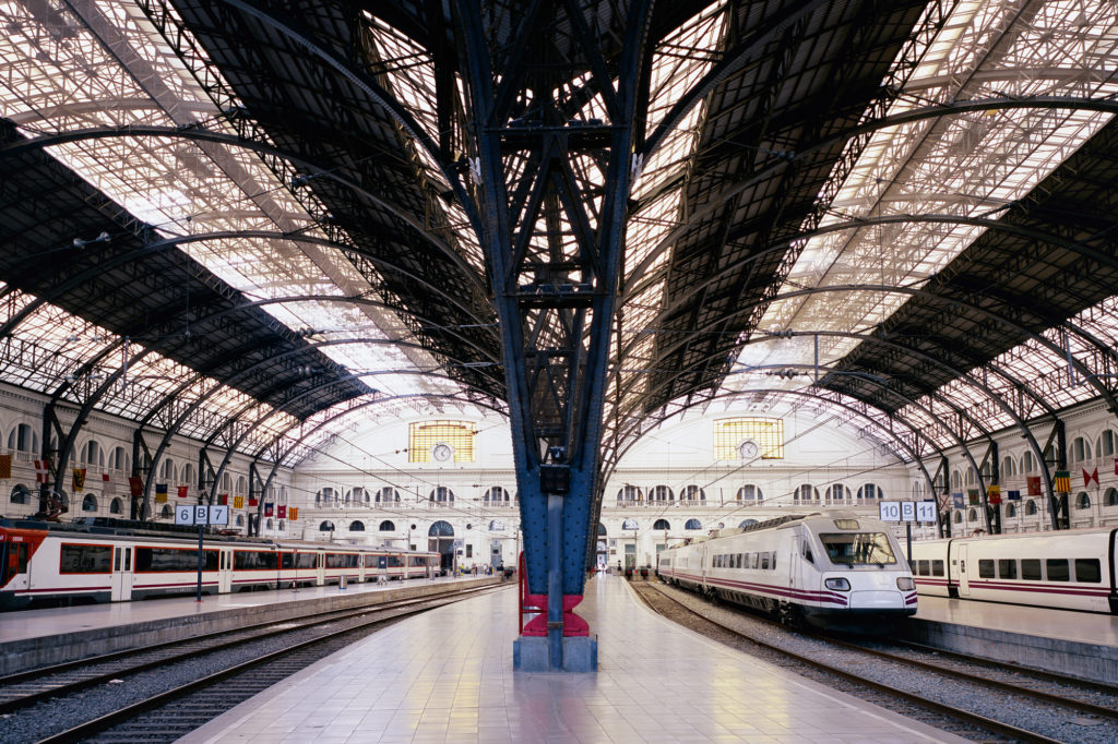 España contará con un nuevo tren low-cost que conectará Madrid y Barcelona a partir de 2021