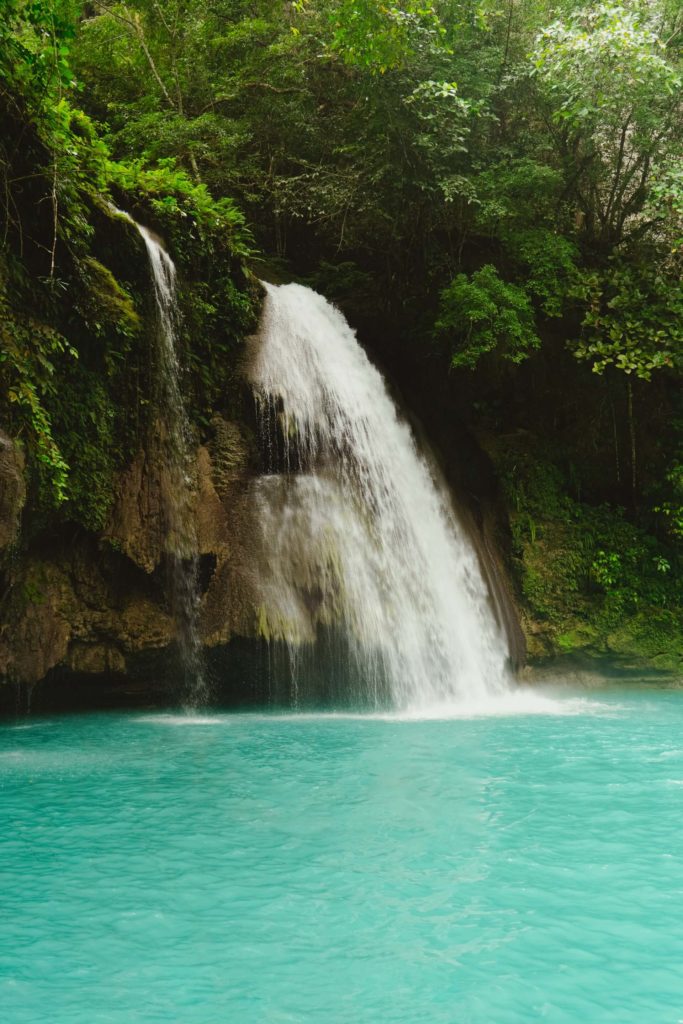 image Kawasan Falls mj tangonan jCIIInzOm Y unsplash 1