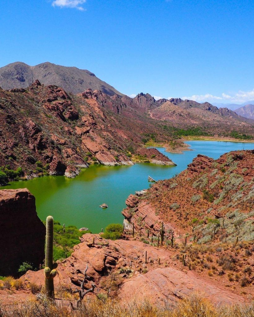 Cómo llegar a la laguna de Brealito, un paraíso natural de Salta