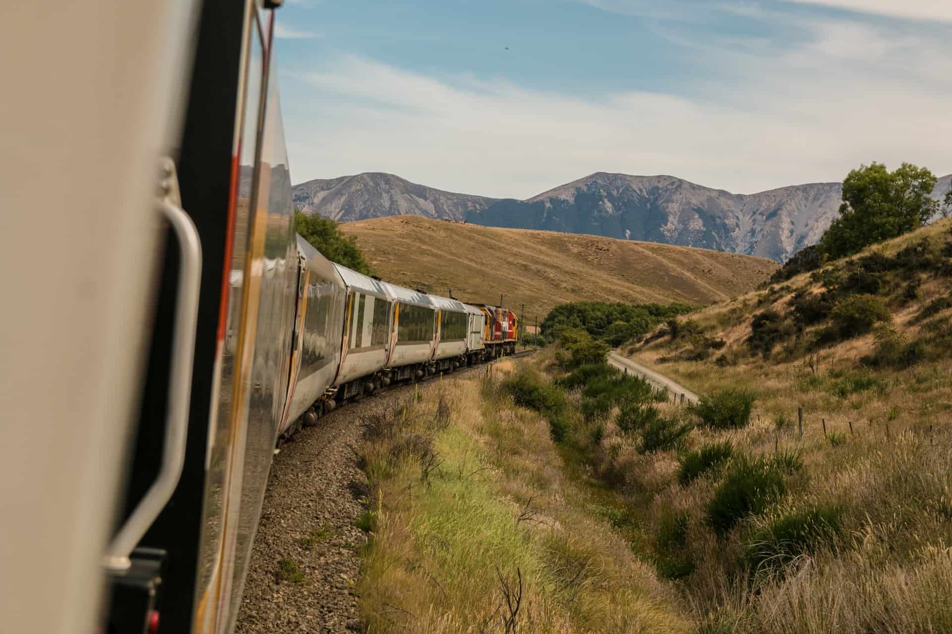 España contará con un nuevo tren low-cost que conectará Madrid y Barcelona a partir de 2021