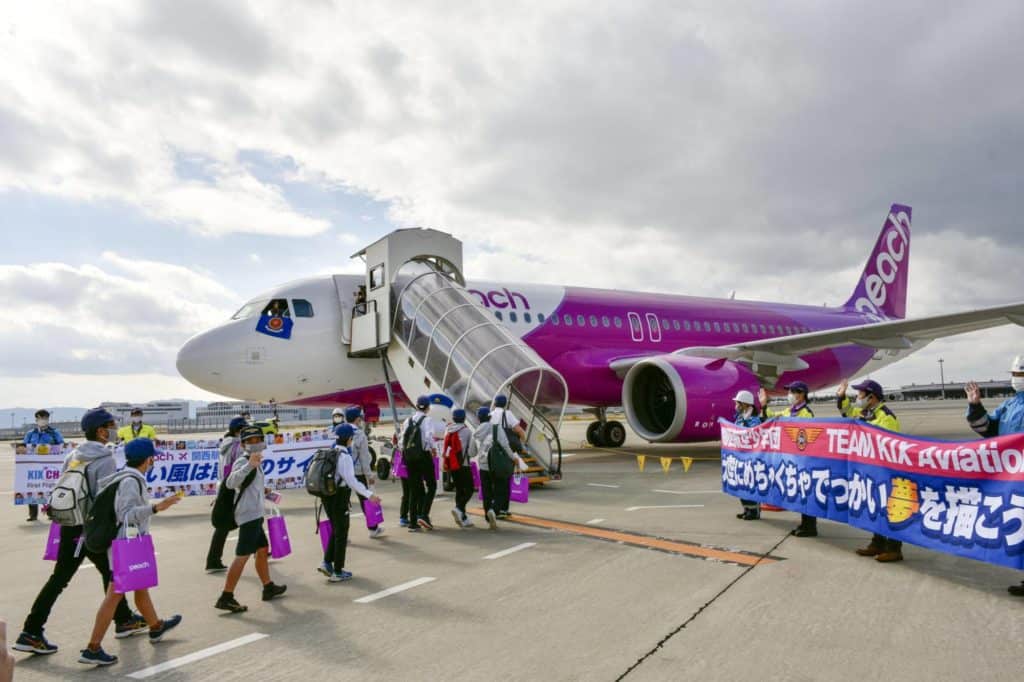 Esta aerolínea lanzó sus 'vuelos a ninguna parte' especialmente para viajes escolares