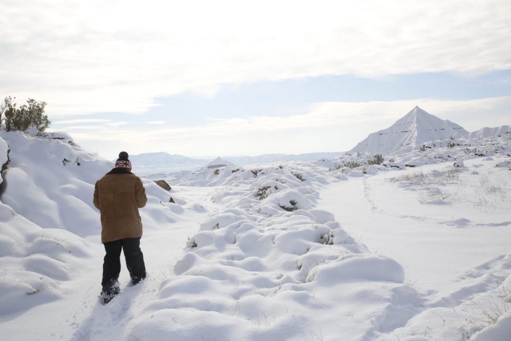 Fotógrafo capta imágenes inéditas de las Bardenas Reales de Navarra durante el temporal de nieve en España