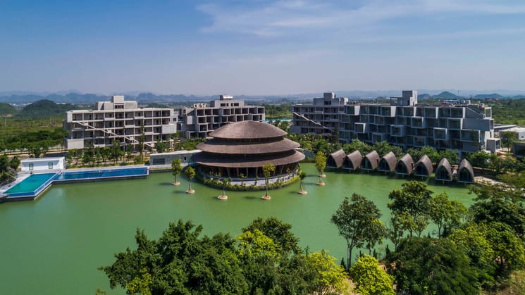 La mejor experiencia gastronómica de Vietnam está en el restaurante Vedana, situado en el interior del Parque Nacional Cuc Phuong 