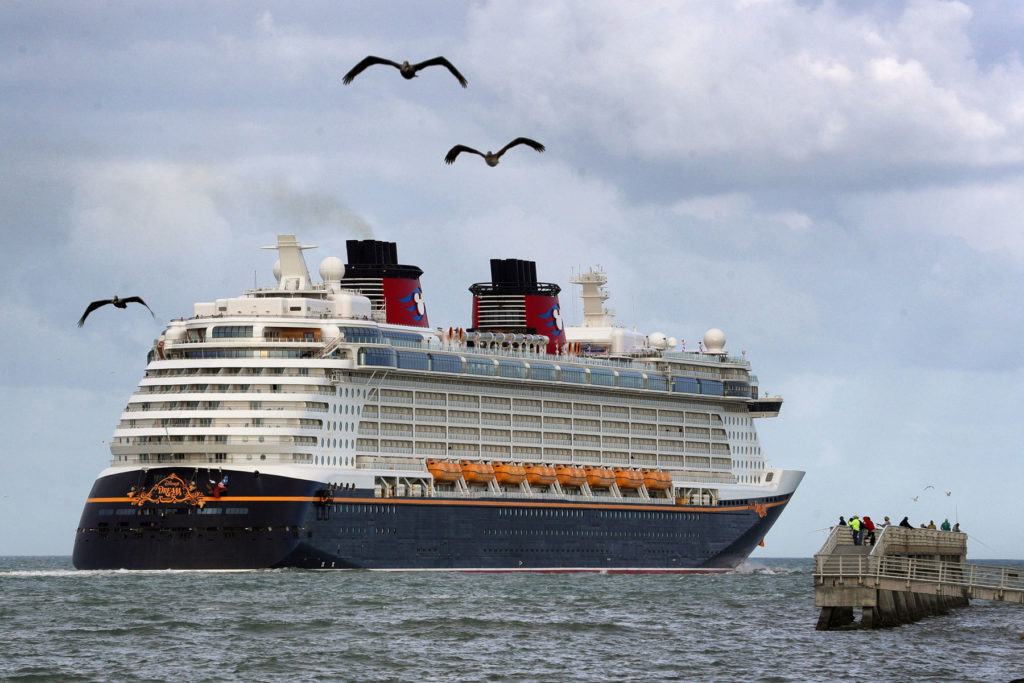 Disney extiende la suspensión de sus cruceros hasta finales de Marzo